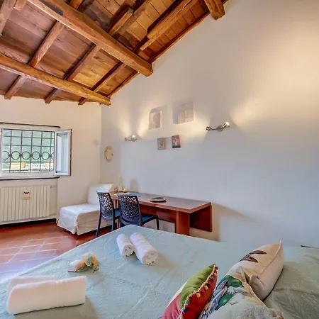 Apartamento La Stalletta Relax - Private Parking - Happy *